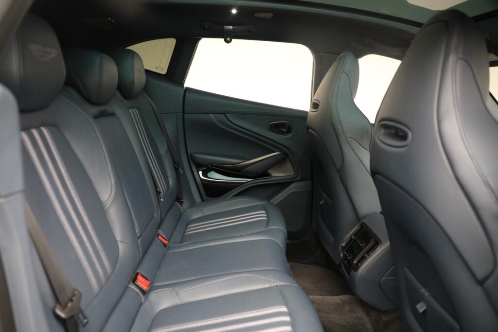 Aston Martin DBX707 Interior 5