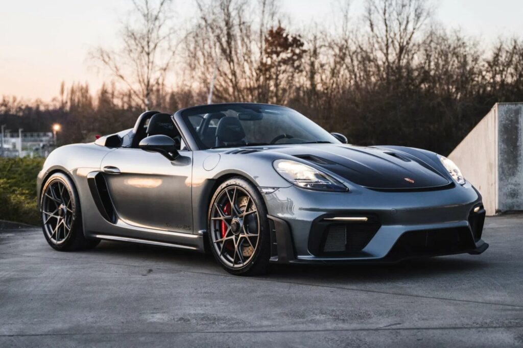 Porsche 718 Spyder RS Front 2