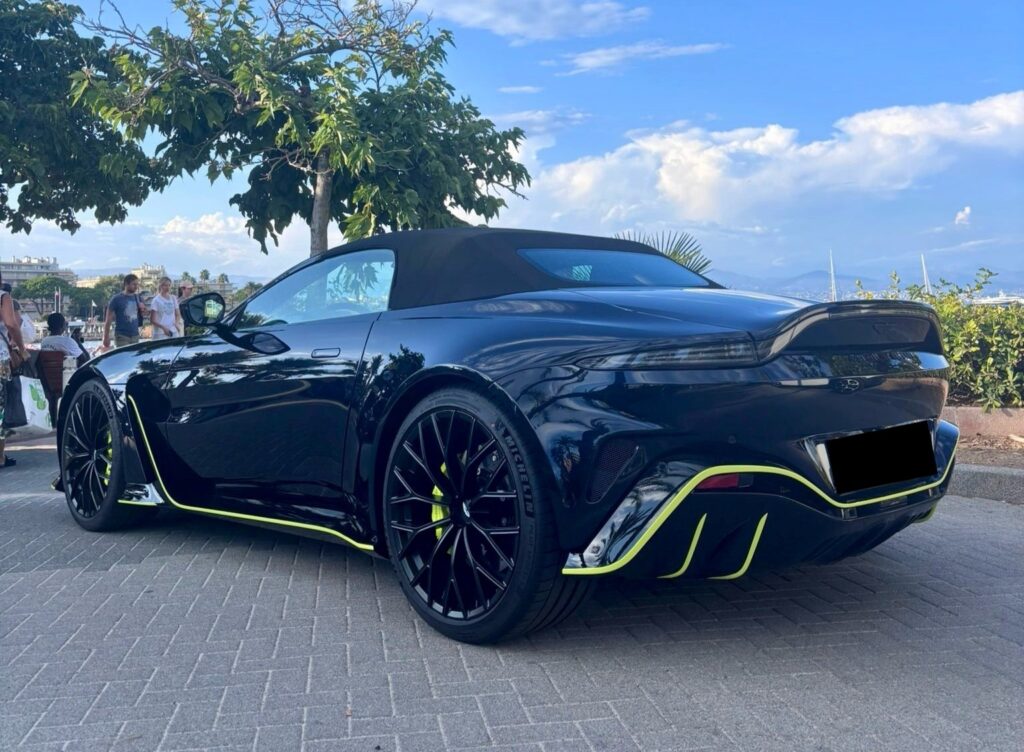 Aston Martin V12 Vantage Roadster Rear 2