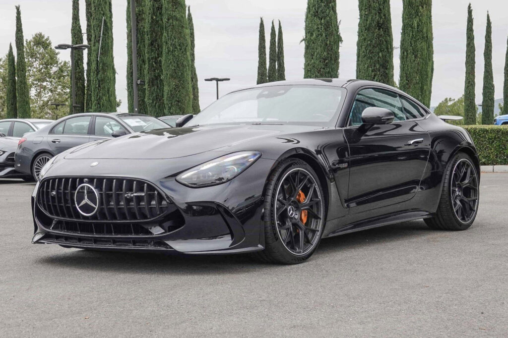 Mercedes-AMG GT 63 Coupe Front