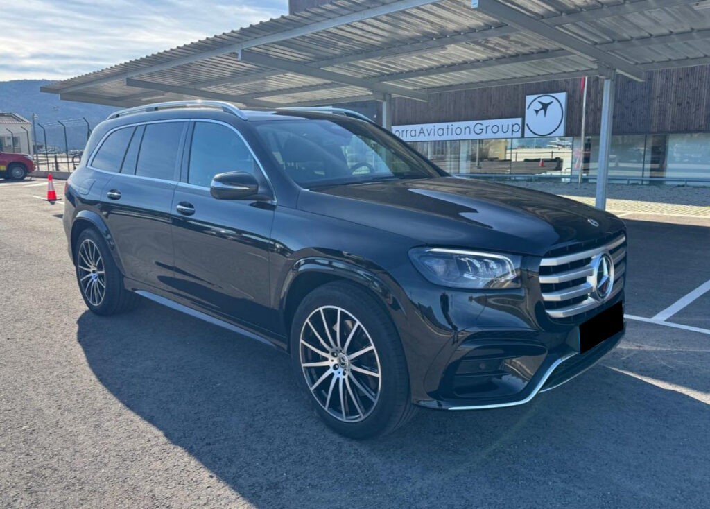 Mercedes-Benz GLS Front Black 2