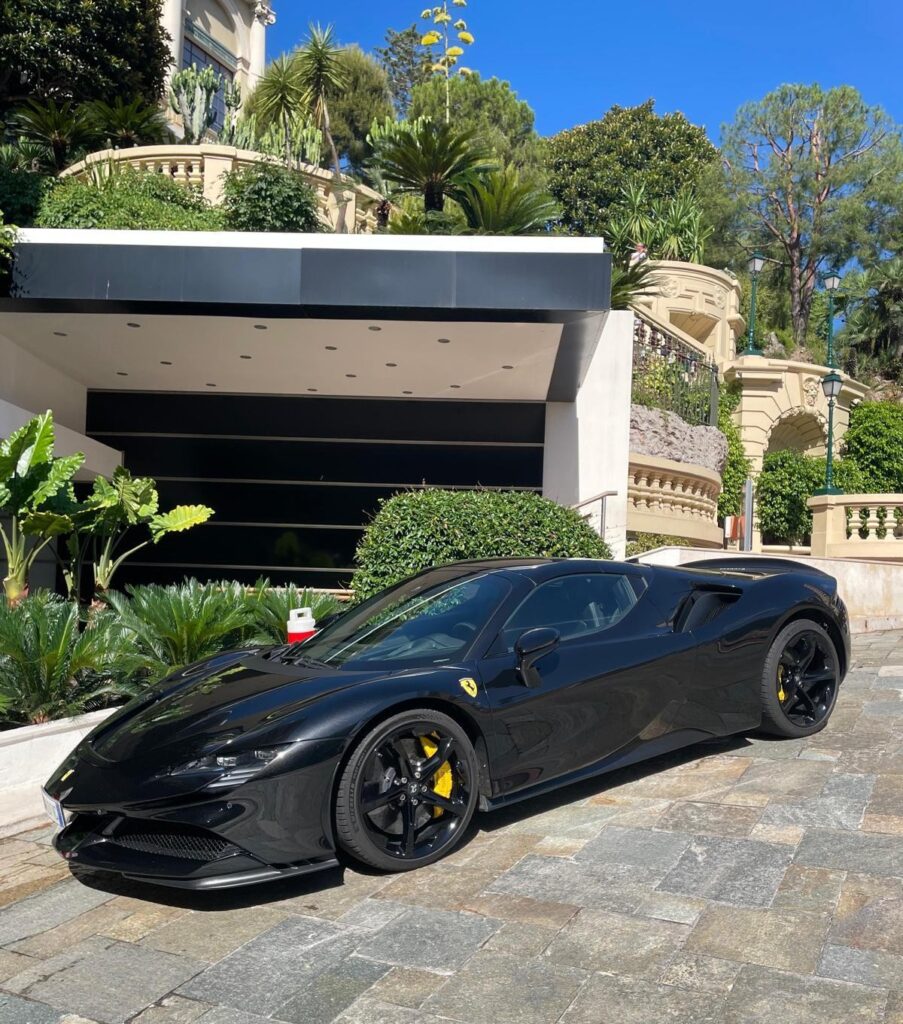 Luxury Car Rental in Saint-Tropez Luxury Car Rental in Saint-Tropez